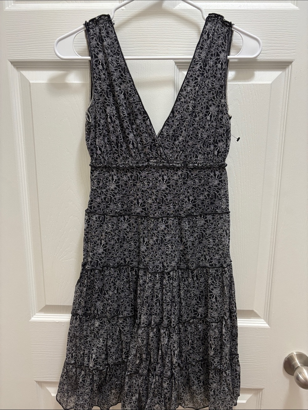 Studio M Black Floral V-Neck Tiered Dress